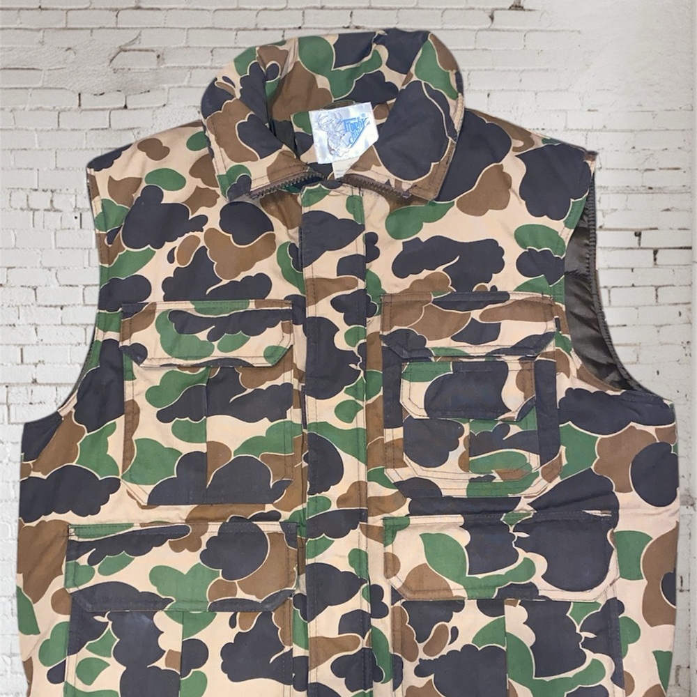 Men's Vintage Trophy Club Duck Camo Quilted Puffer Hunting Vest Size Medium